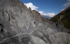 View of scree slope on the way to Tilicho Lake