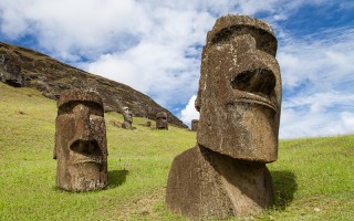 Rano Raraku moai